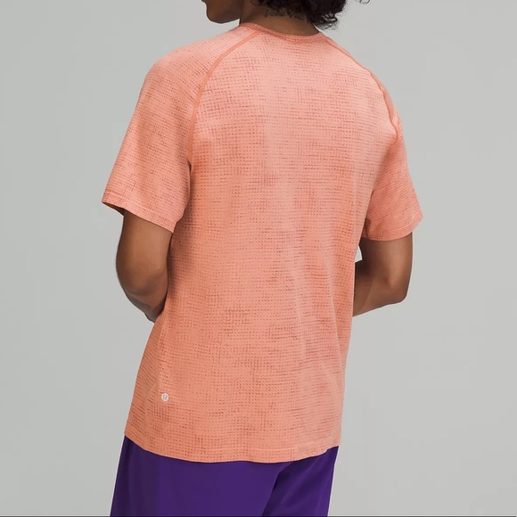 Lululemon Metal Vent Tech Short Sleeve Shirt 2.0 - Picture 2 of 6